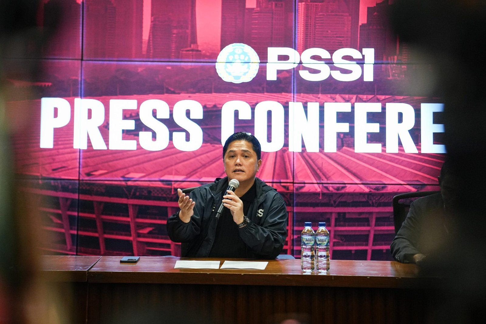 Dua Insiden Guncang Citra Indonesia, Erick Thohir Minta PSSI Introspeksi
