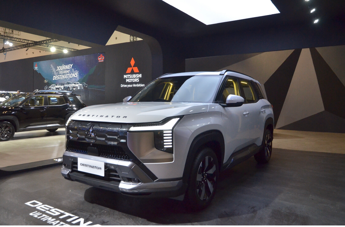 Mitsubishi Destinator Rengkuh Penghargaan Car of the Year 2025