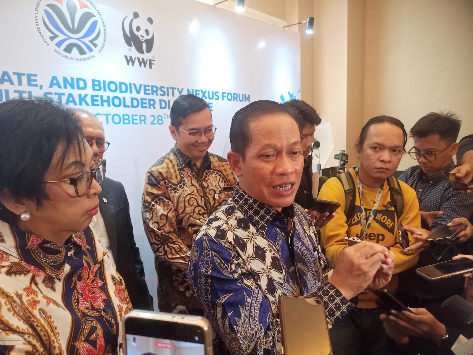 Pesut Mahakam Dapat Perhatian Penuh Warga Belanda, Menteri Hanif Sentil Pemda