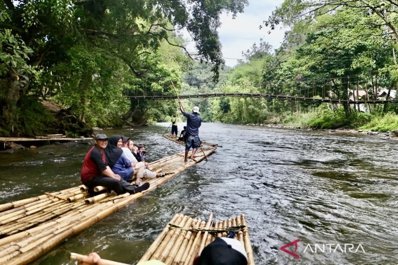 DPR Minta Wisatawan Waspadai Cuaca Ekstrem Akhir Tahun