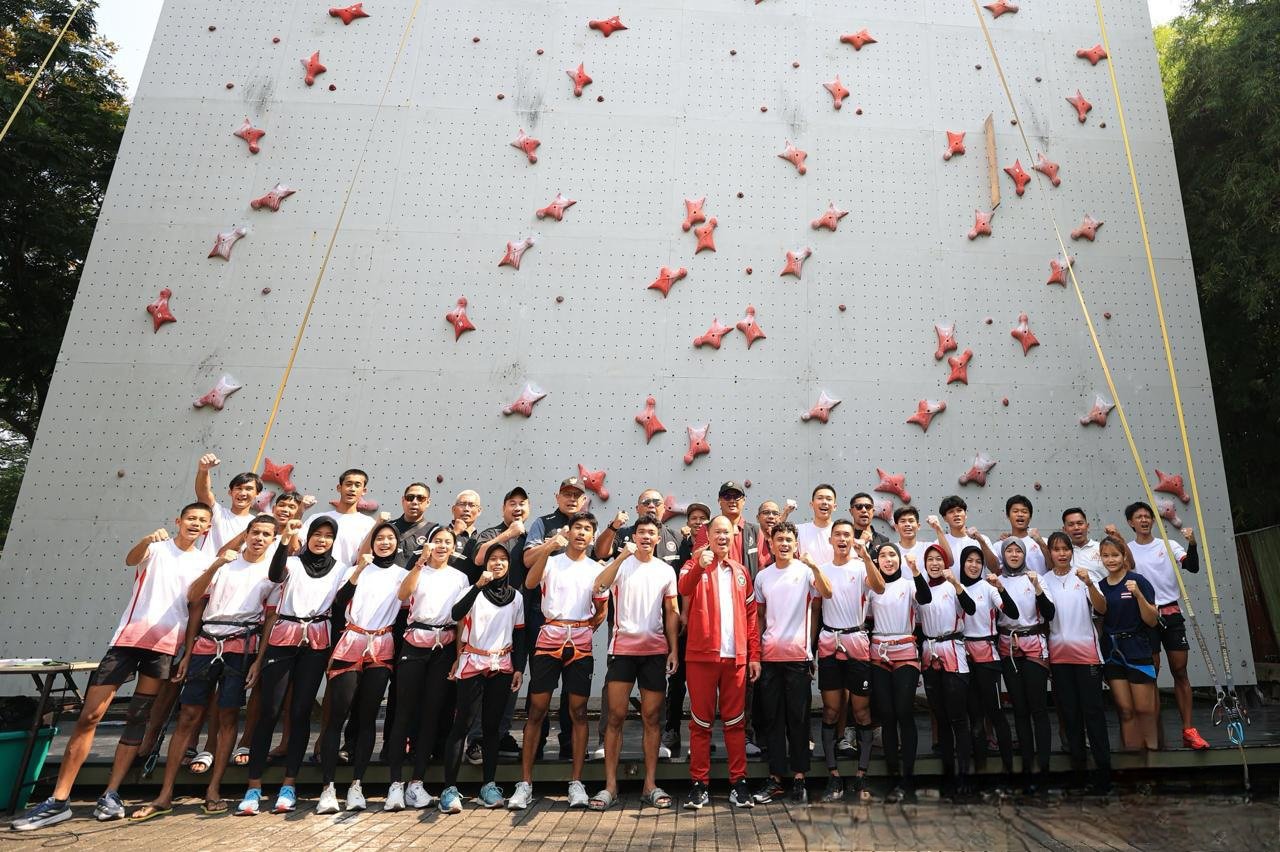 Tim Panjat Tebing Indonesia Turunkan 18 Atlet di SEA Games 2025, Target Tiga Emas