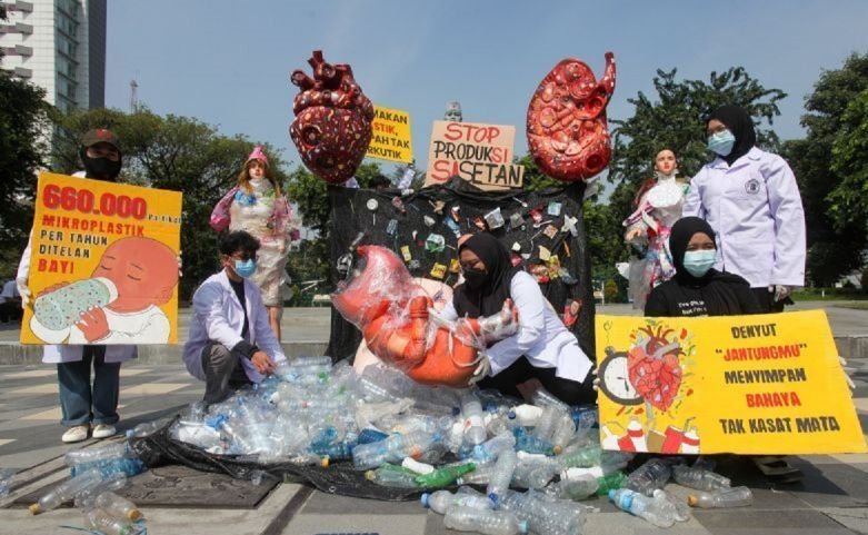 DPR Minta Pemerintah Edukasi Publik soal Paparan Mikroplastik
