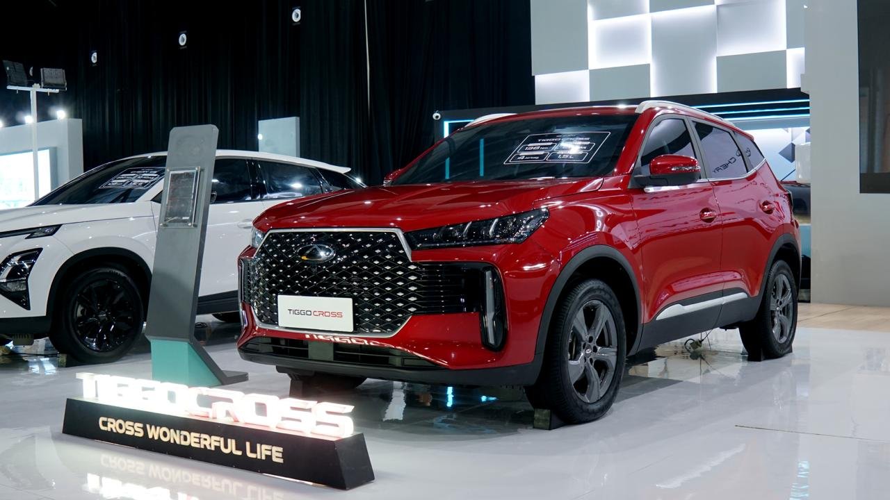 Chery Tiggo 9 CSH AWD dan Tiggo Cross Debut di GIIAS Makassar 2025