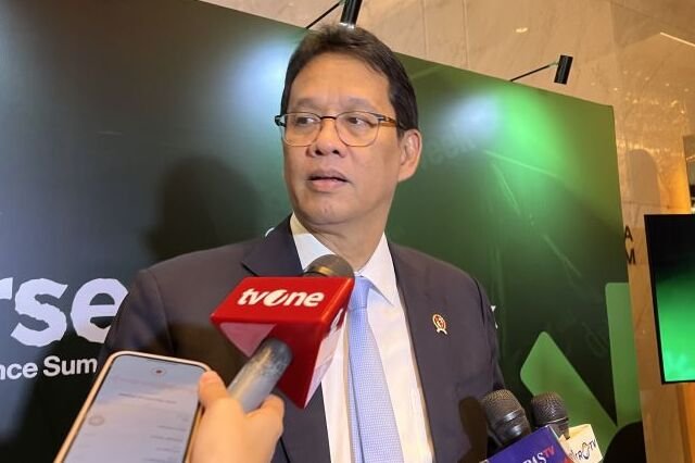 Menkeu Purbaya Tegas Tolak Legalisasi Usaha Thrifting