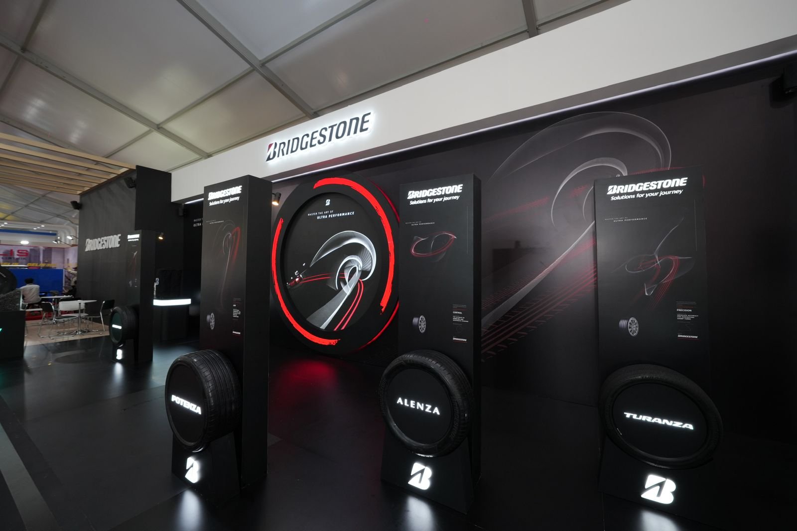 Bridgestone Tampil Perdana di GJAW 2025, Fokus pada Mobilitas Aman dan Berkelanjutan