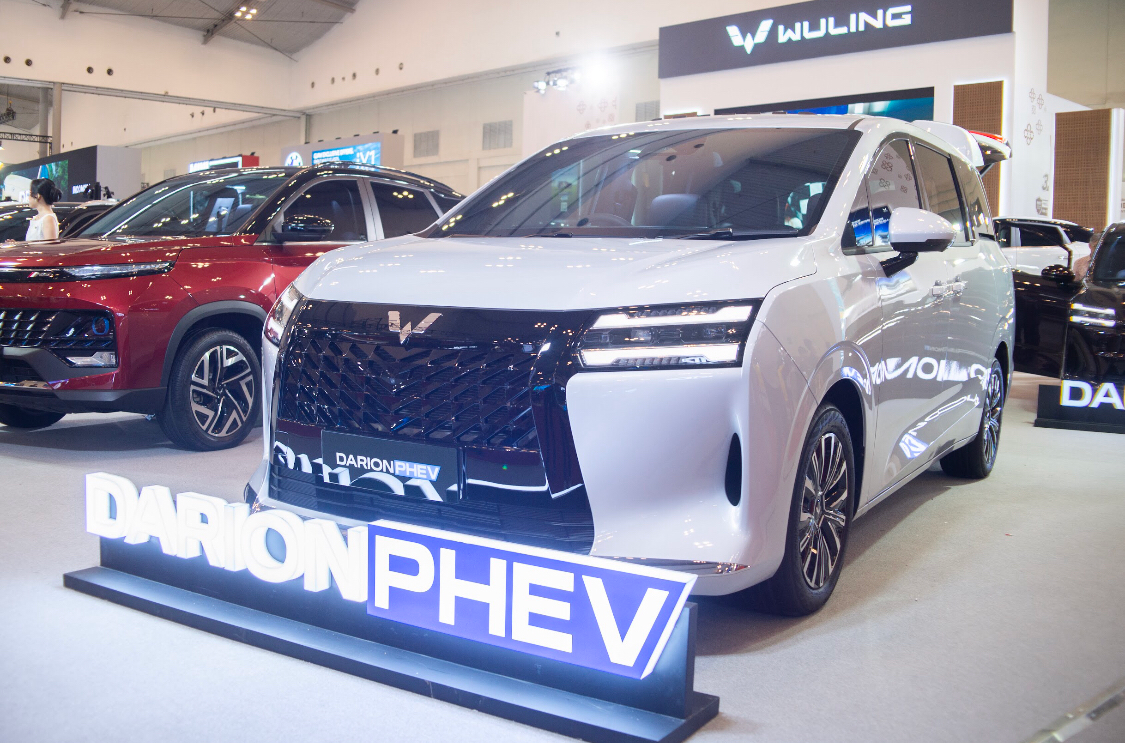 Wuling Serahkan Darion ke Tangan Konsumen di GJAW 2025