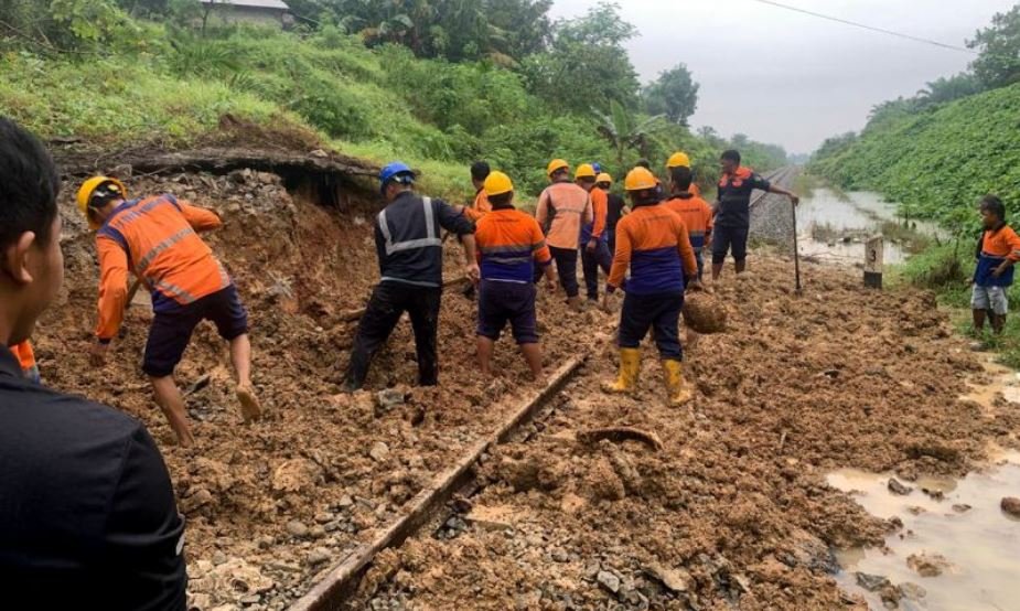 Kemenhub Rehabilitasi Jalur KA Terdampak Bencana di Aceh-Sumatera