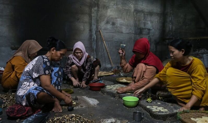 Atasi Pengangguran, DPR Minta UMKM dan Ekonomi Kreatif Diperkuat