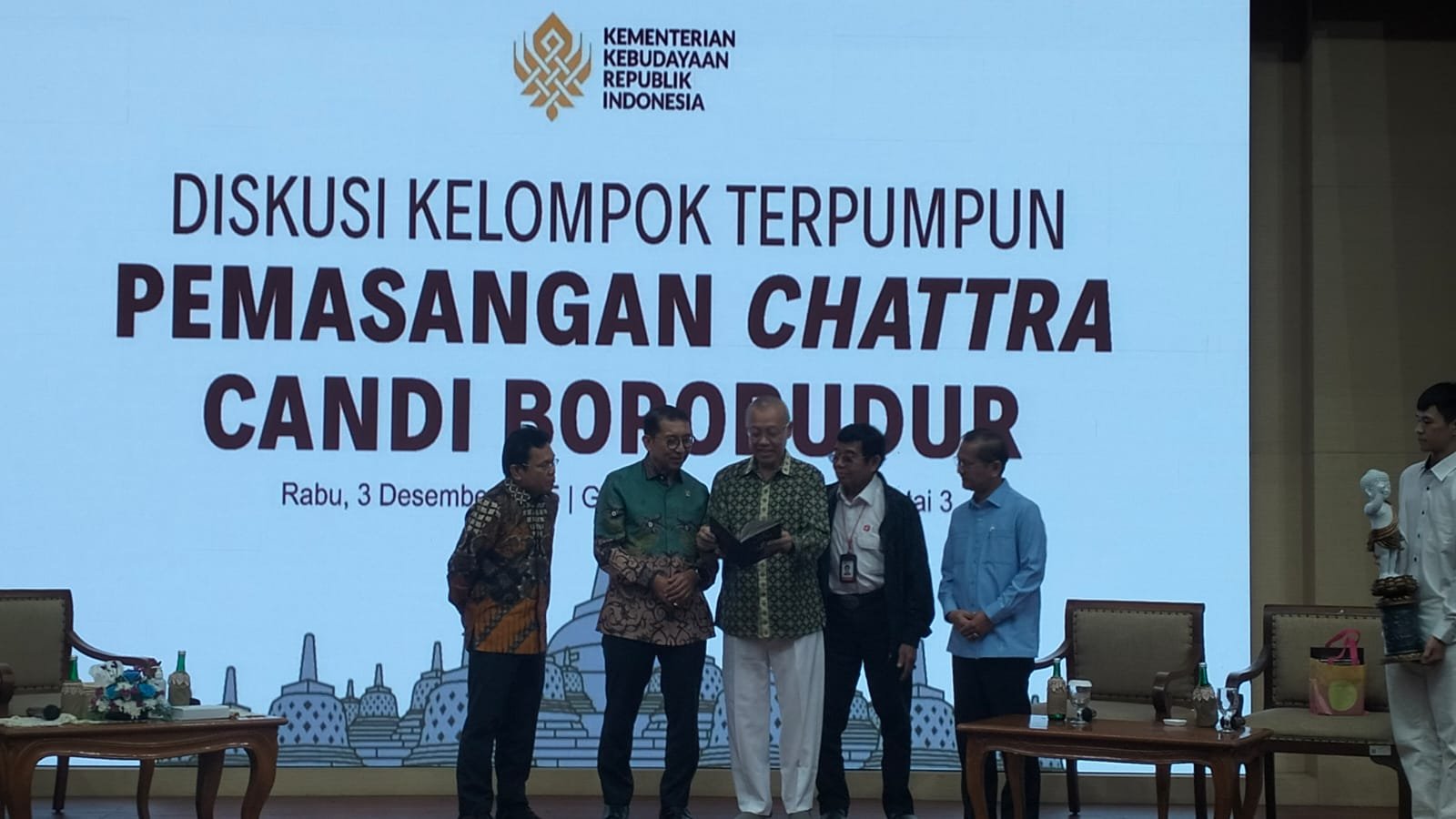 Pemasangan Chattra Borobudur Dimulai Tahun Depan, Menbud Fadli Zon: Tidak Akan Merusak Struktur Candi