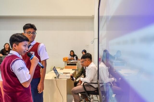 Masa Kanak-kanak di Era AI: Antara Harapan dan Ancaman