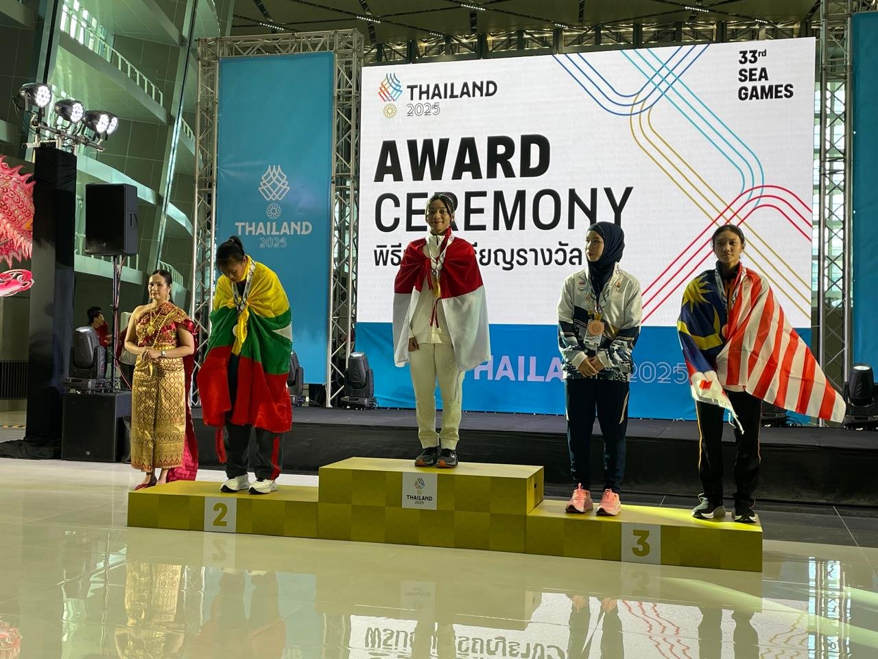 Dua Emas Sanda Antar Indonesia Juara Umum Wushu SEA Games 2025