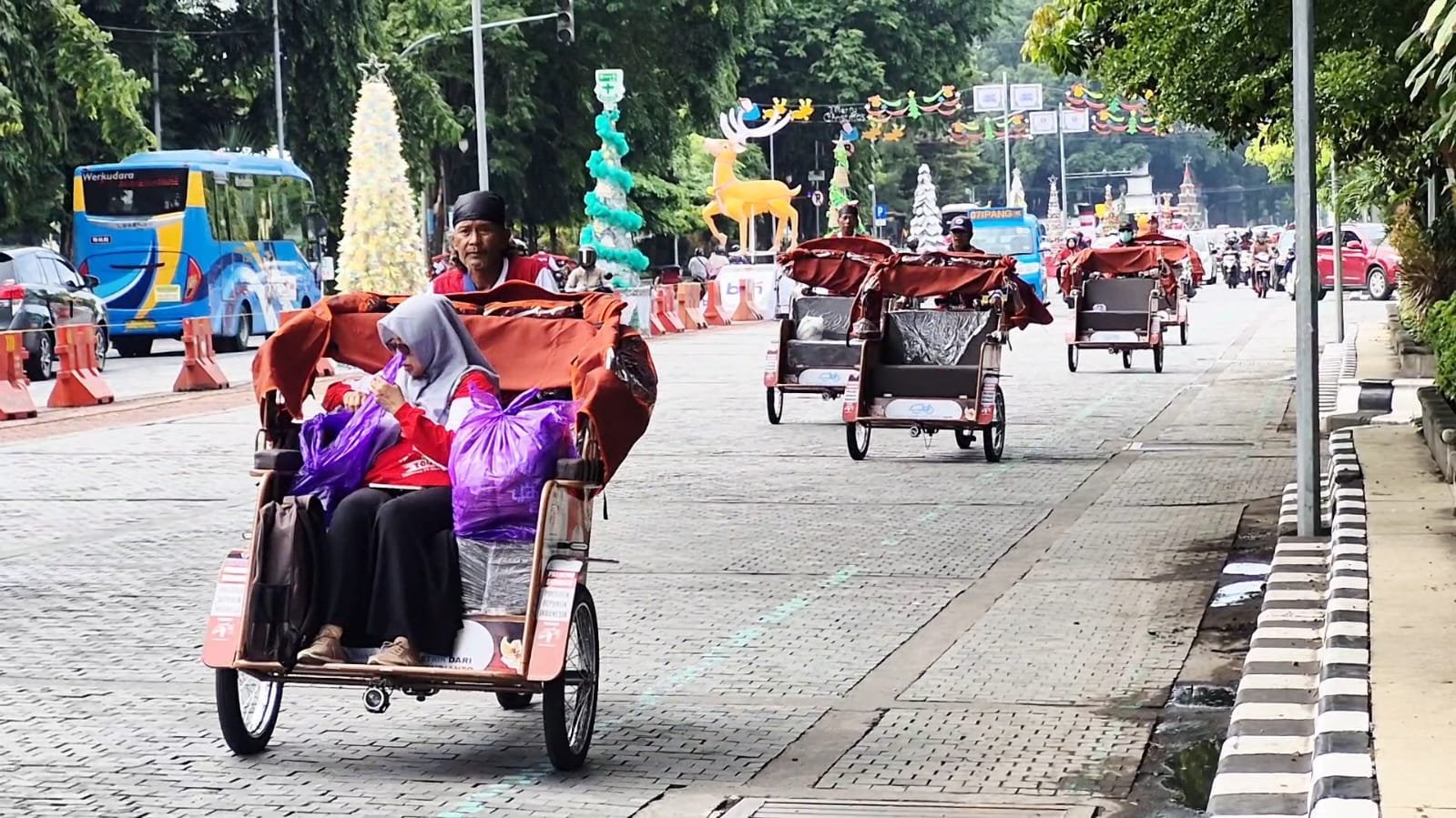 Prabowo Pesan 70 Ribu Becak Listrik untuk Pebecak Lansia, Target Tuntas 2028