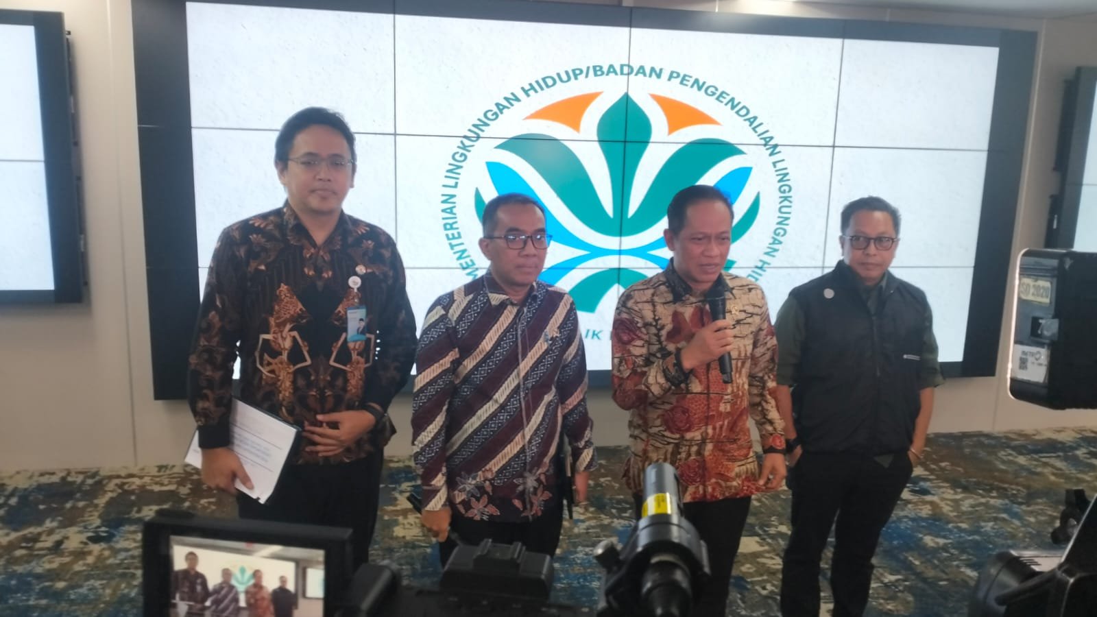 KLH Siapkan Rapid Assessment dan Audit Lingkungan Tangani Banjir di Sumatera