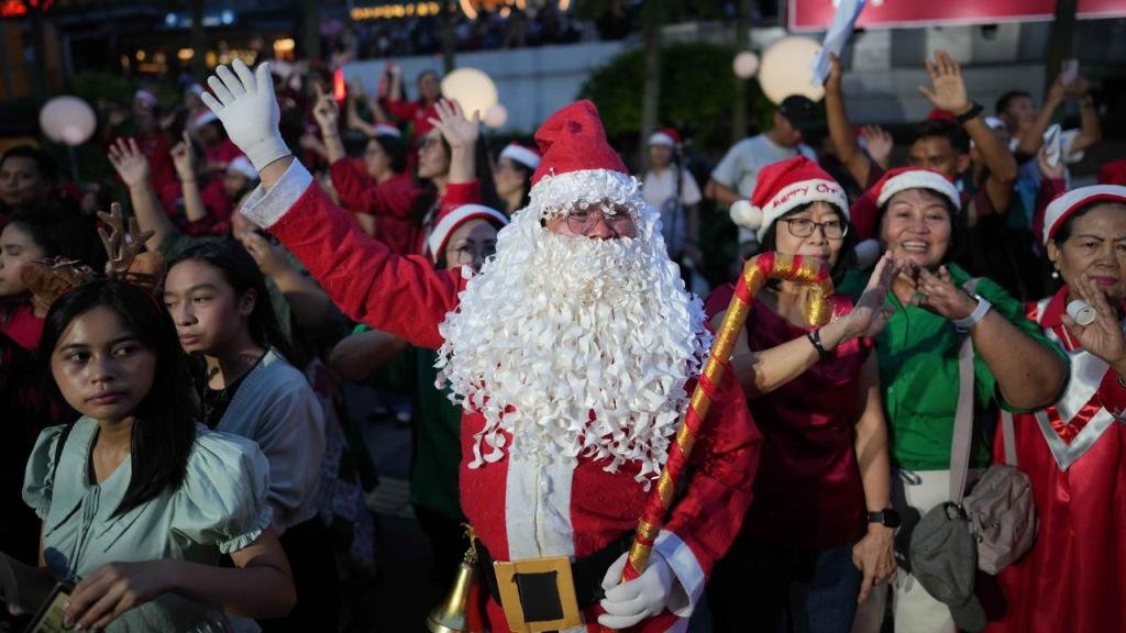 Antara Natal, Tahun Baru, dan Kebersamaan di Saat Sulit
