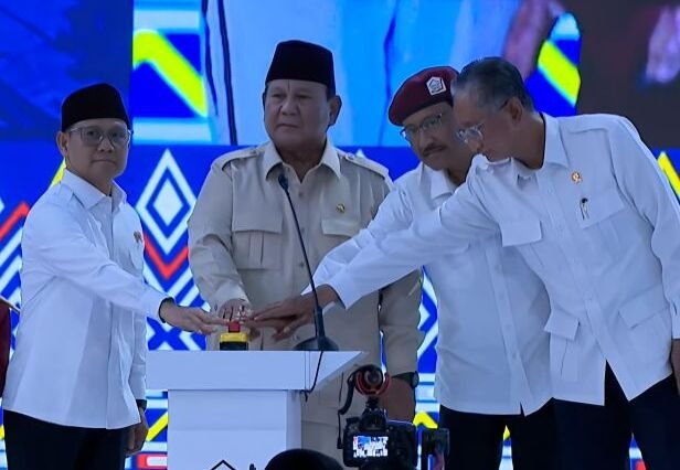 Prabowo Resmikan 166 Sekolah Rakyat di Banjarbaru