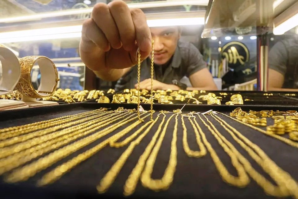 [ANALISIS] Emas Hari Ini Tembus Rp2,7 Juta per Gram, Ujian Berat Fiskal-Moneter