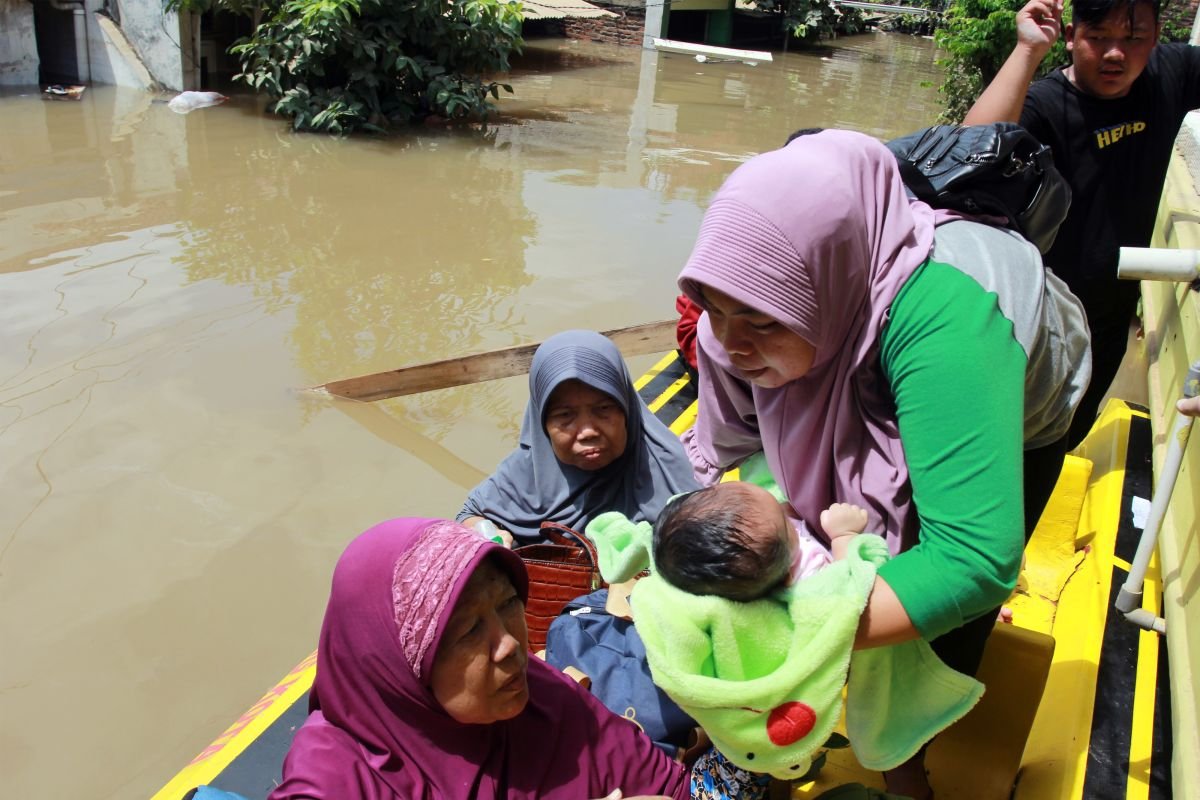 Dokter Ingatkan Risiko Penyakit Anak Meningkat Saat Banjir