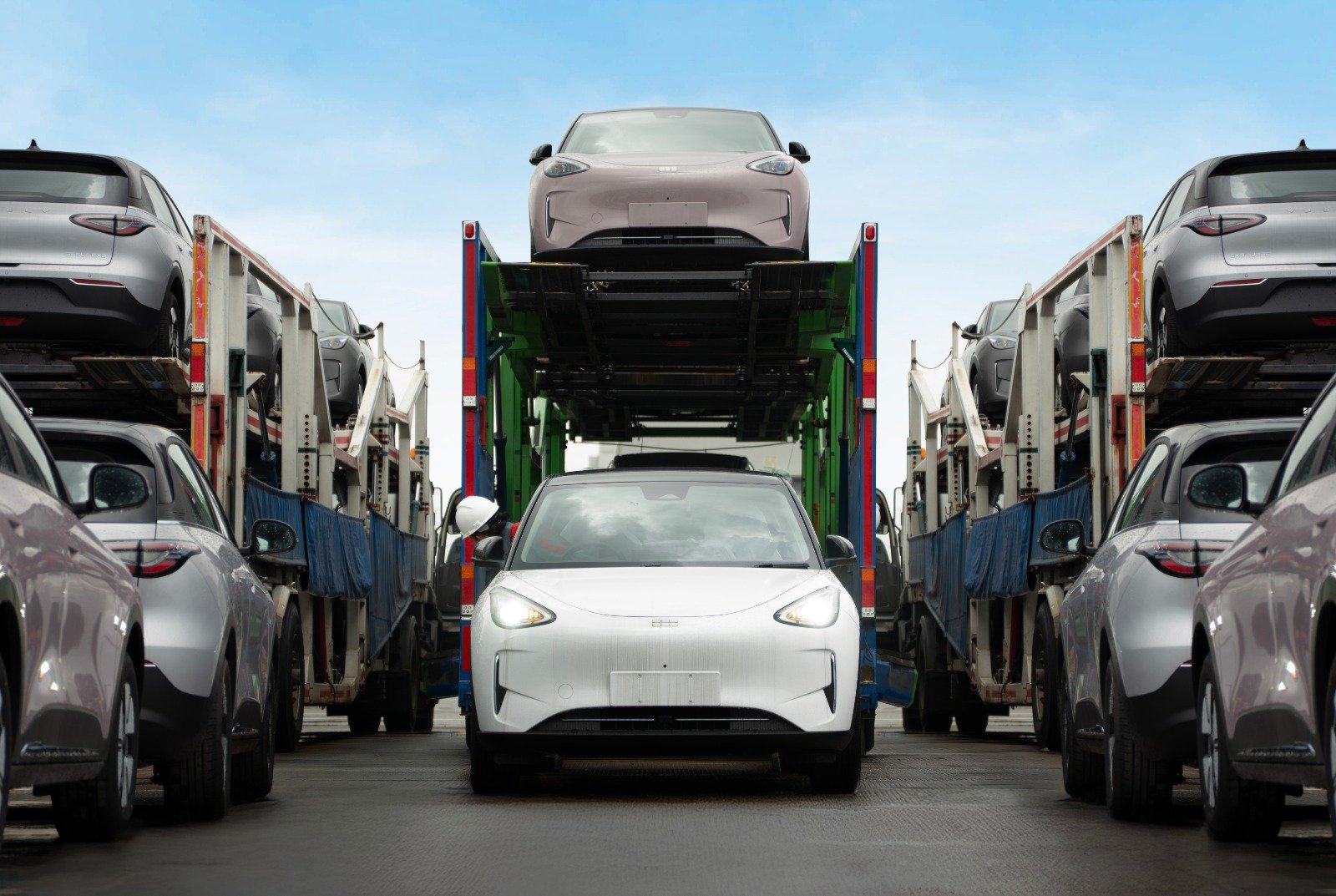 Geely Distribusikan 1.000 Unit EX2 ke Diler, Dikirim ke Konsumen Akhir Januari