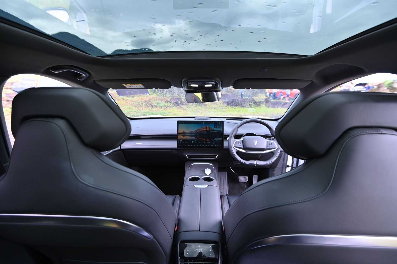 Bedah ‘Flower Screen’ Changan Deepal SO7, Layar Pintar yang Jadi Otak Kendali