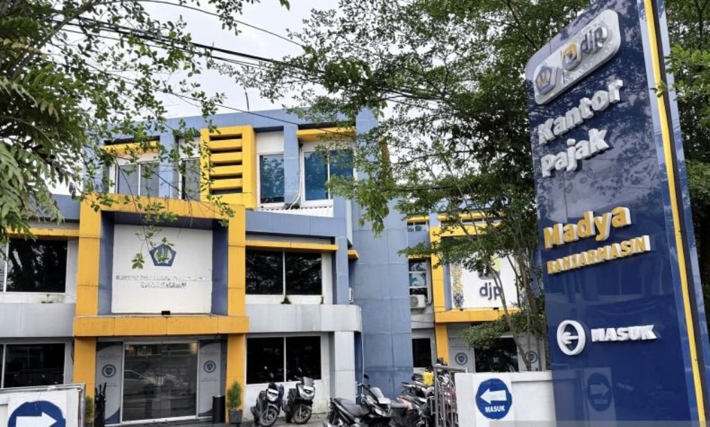 KPK Gelar 2 OTT Sekaligus: Banjarmasin dan Jakarta Beda Kasus