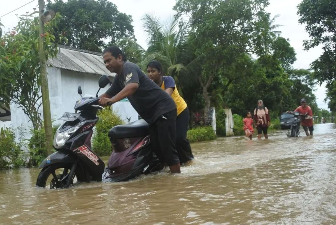 Banjir Merendam 23 Desa di Jember, Genangan Mulai Surut