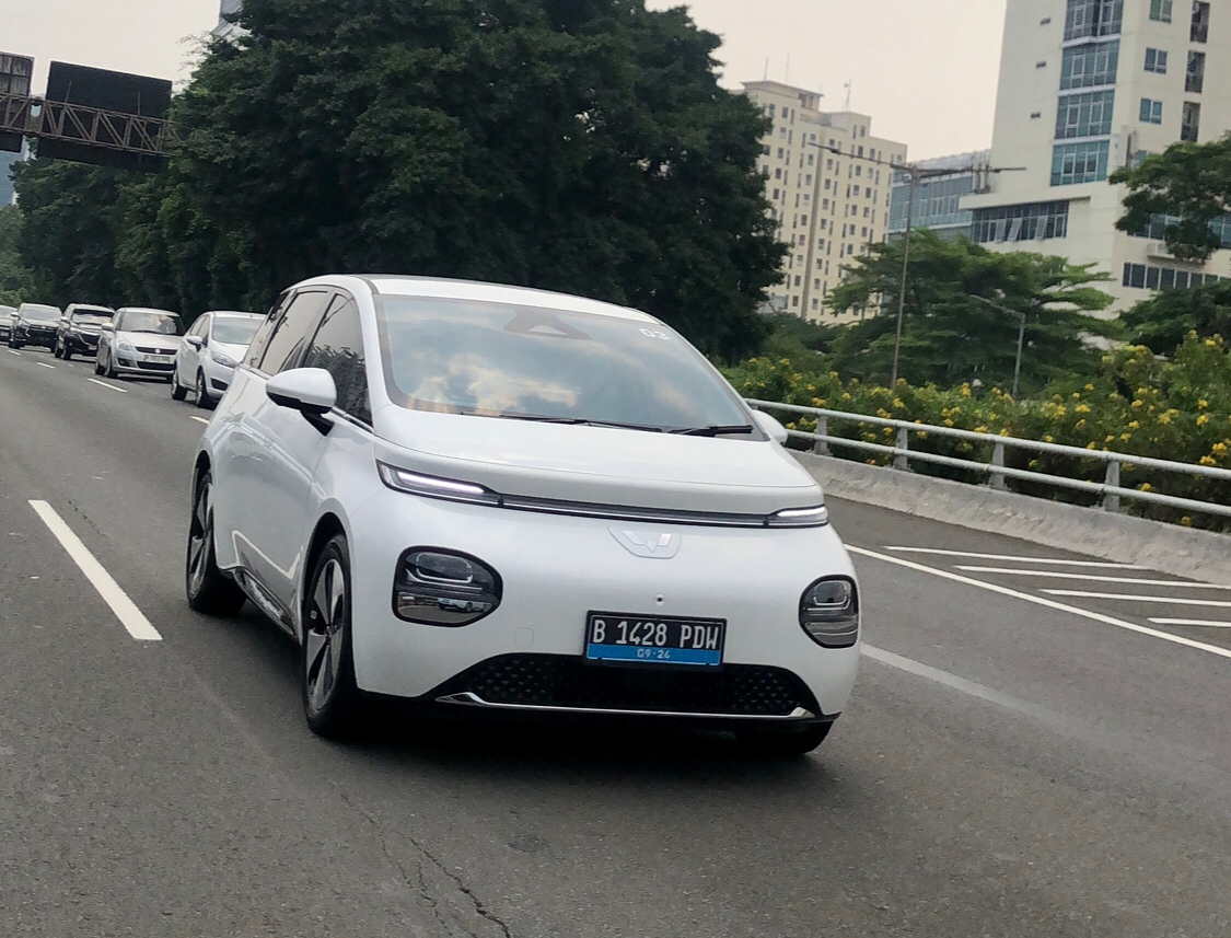 Mudik Pakai Mobil Listrik Makin Aman! Simak Strategi Cas Biar Nggak Panik di Jalan