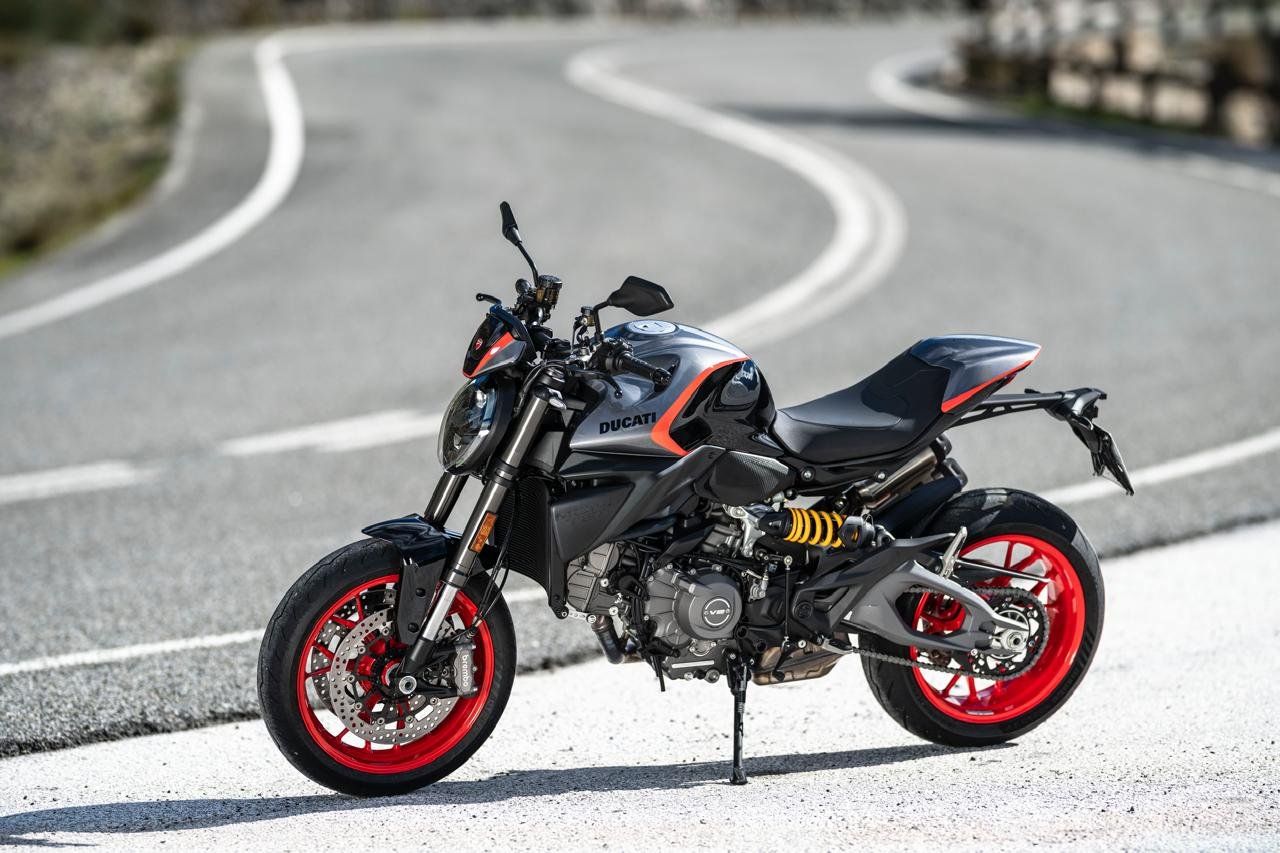 Ducati Monster 2026 Tampil dengan Livery Sport Baru, Makin Sangar dan Fitur Makin Canggih