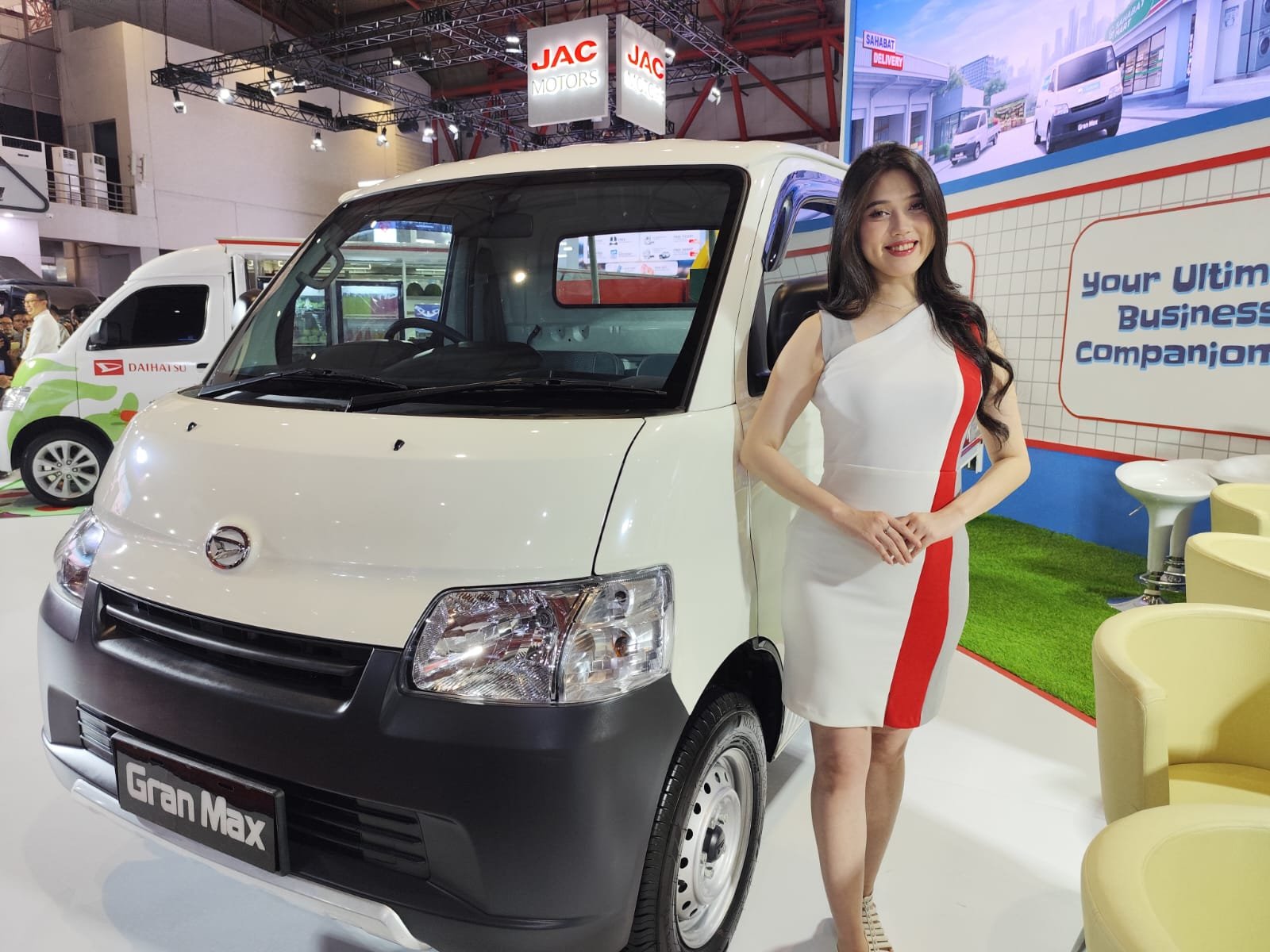 Daihatsu Gran Max Tebar Pesona di GIICOMVEC 2026, Andalkan Solusi Lengkap untuk Pelaku Usaha