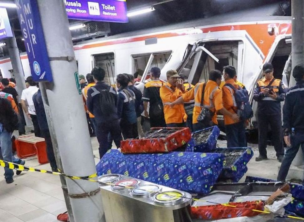 Insiden Bekasi Timur, KAI Batalkan Belasan Perjalanan KA ke Jakarta