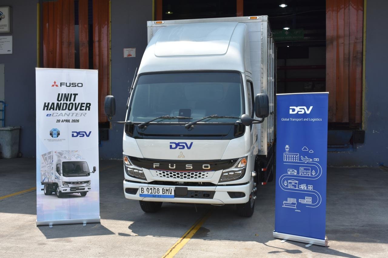 Mitsubishi Fuso Percepat Adopsi Truk Listrik eCanter Lewat Skema Sewa Fleksibel