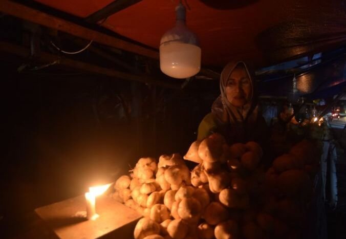 Sumatera Blackout, Praktisi Hukum: PLN Wajib Beri Kompensasi!