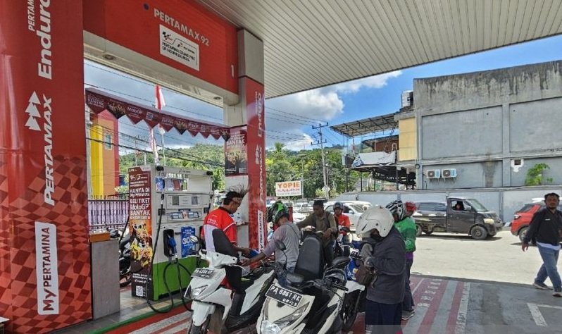 Ekonom Dorong Bansos Tunai Cepat dan Tepat Sasaran Usai Kenaikan Harga Pertamax