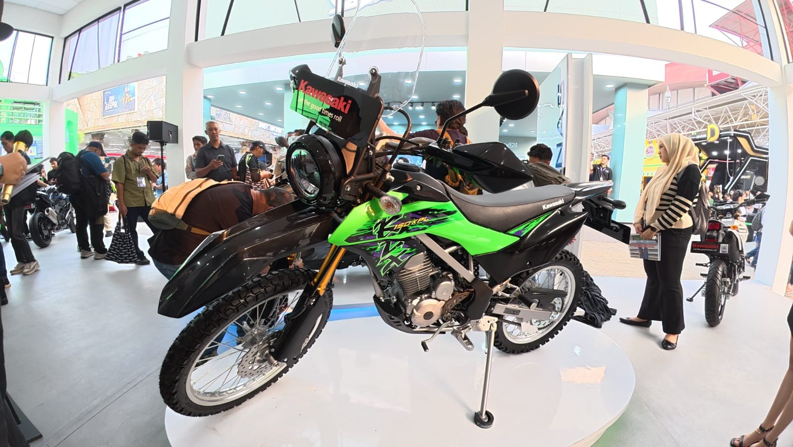 Kawasaki KLX150 XPL Meluncur, Motor Adventure Bergaya Overland Siap Taklukkan Segala Medan