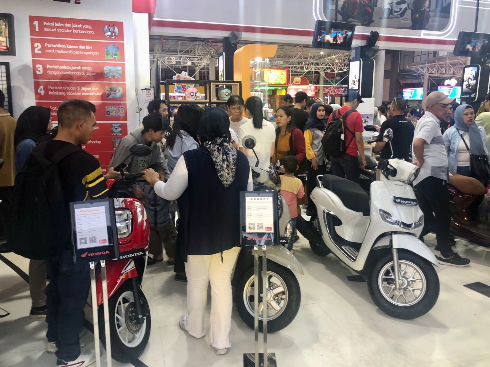 Honda Laris Manis di Jakarta Fair 2026, Penjualan Tembus 2.700 Unit dalam Dua Pekan
