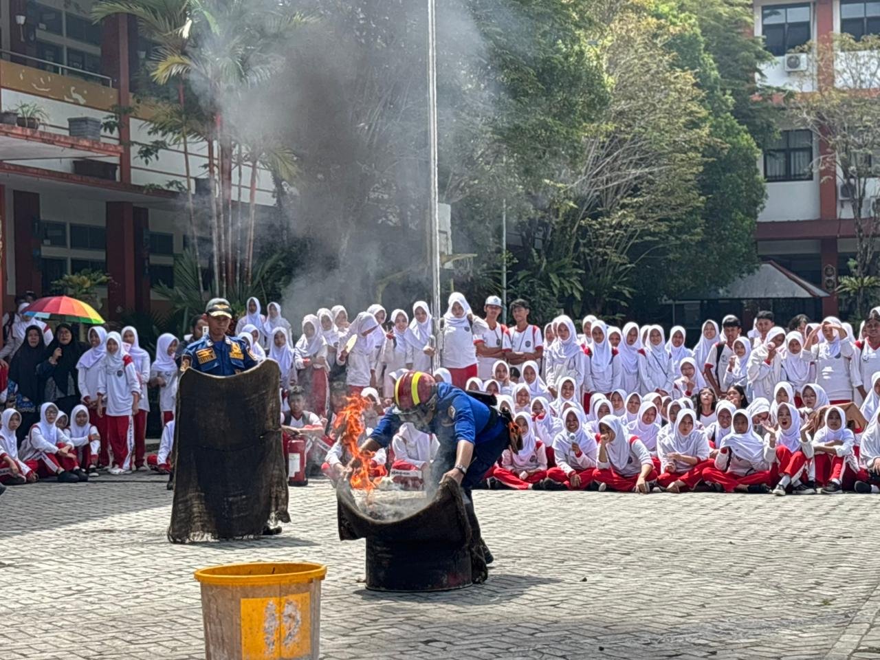 Pertamina EP Tarakan dan PMK Latih Ratusan Pelajar Hadapi Darurat Kebakaran
