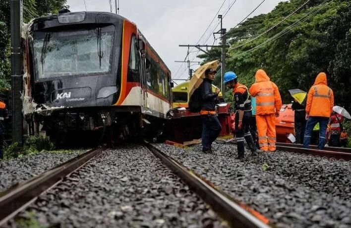 Aksi Terobos Rel KA Picu 118 Kecelakaan di Perlintasan Sebidang