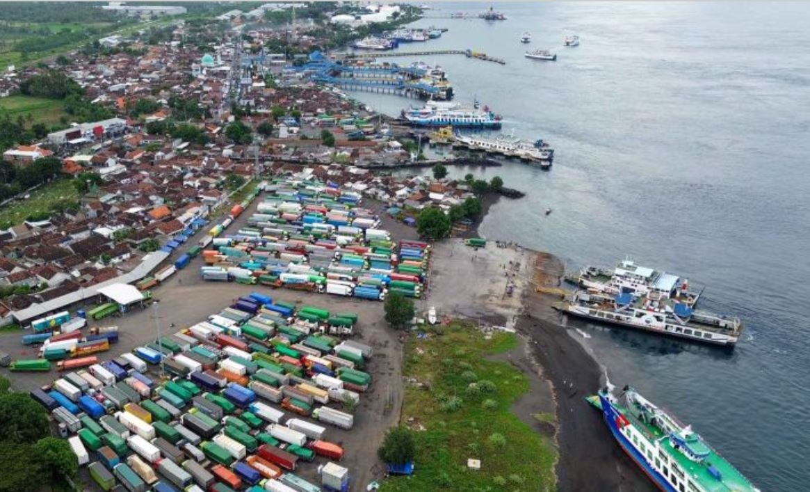 Gapasdap Ungkap Penyebab Antrean Panjang di Pelabuhan Ketapang