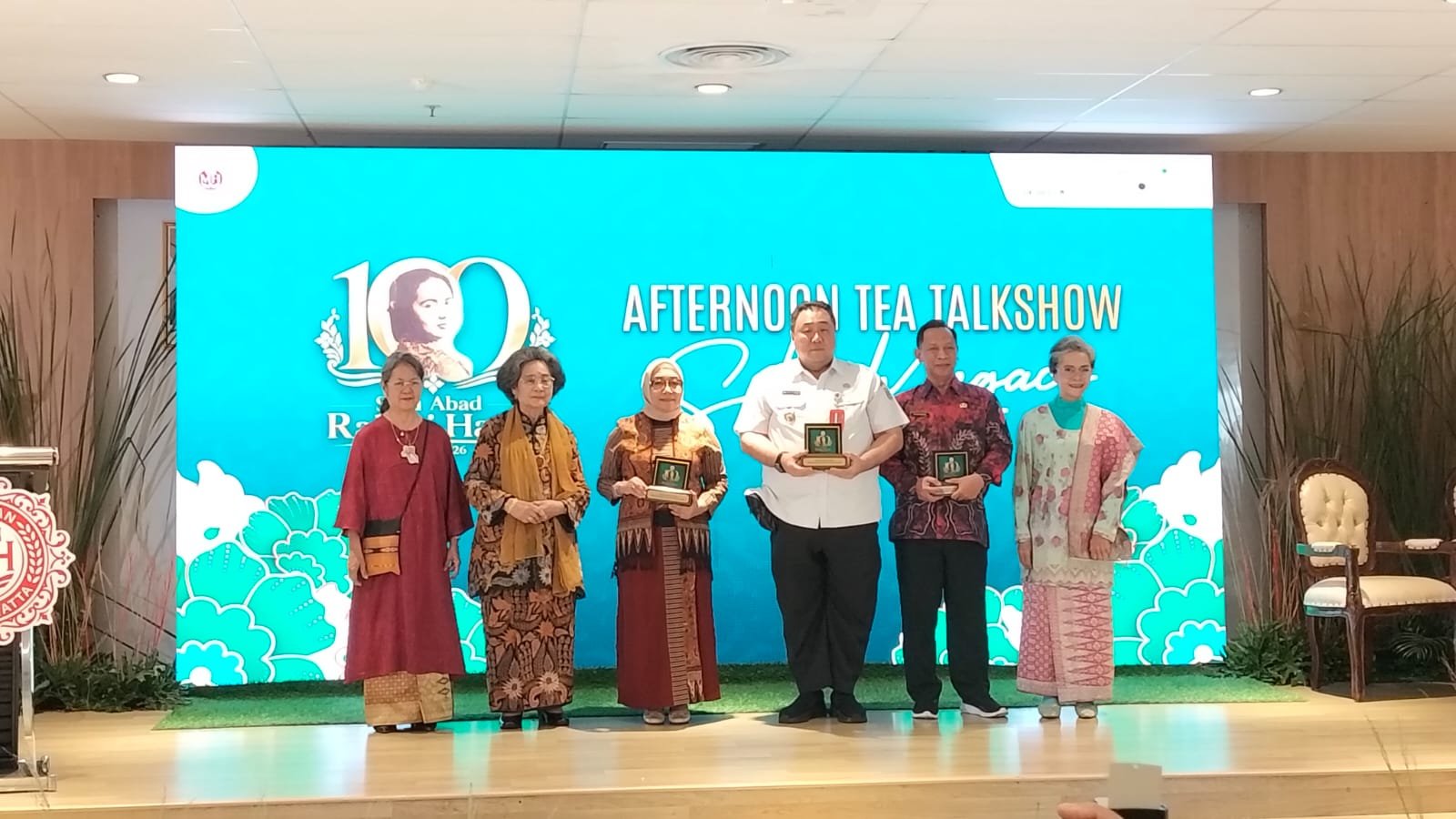 Mengenang 100 Tahun Rahmi Hatta, Wariskan Nilai Keteladanan untuk Generasi Muda