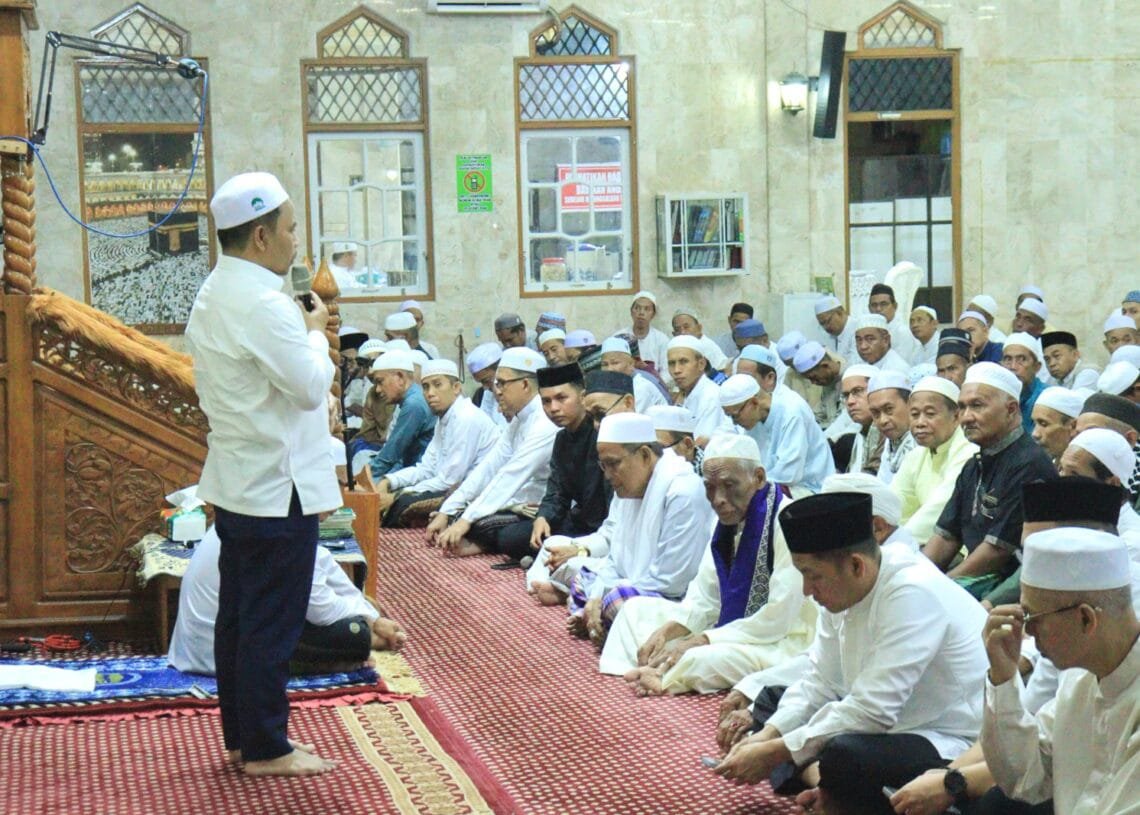 Bupati Tapin Sholat Hajat Bersama Calon Jemaah Haji