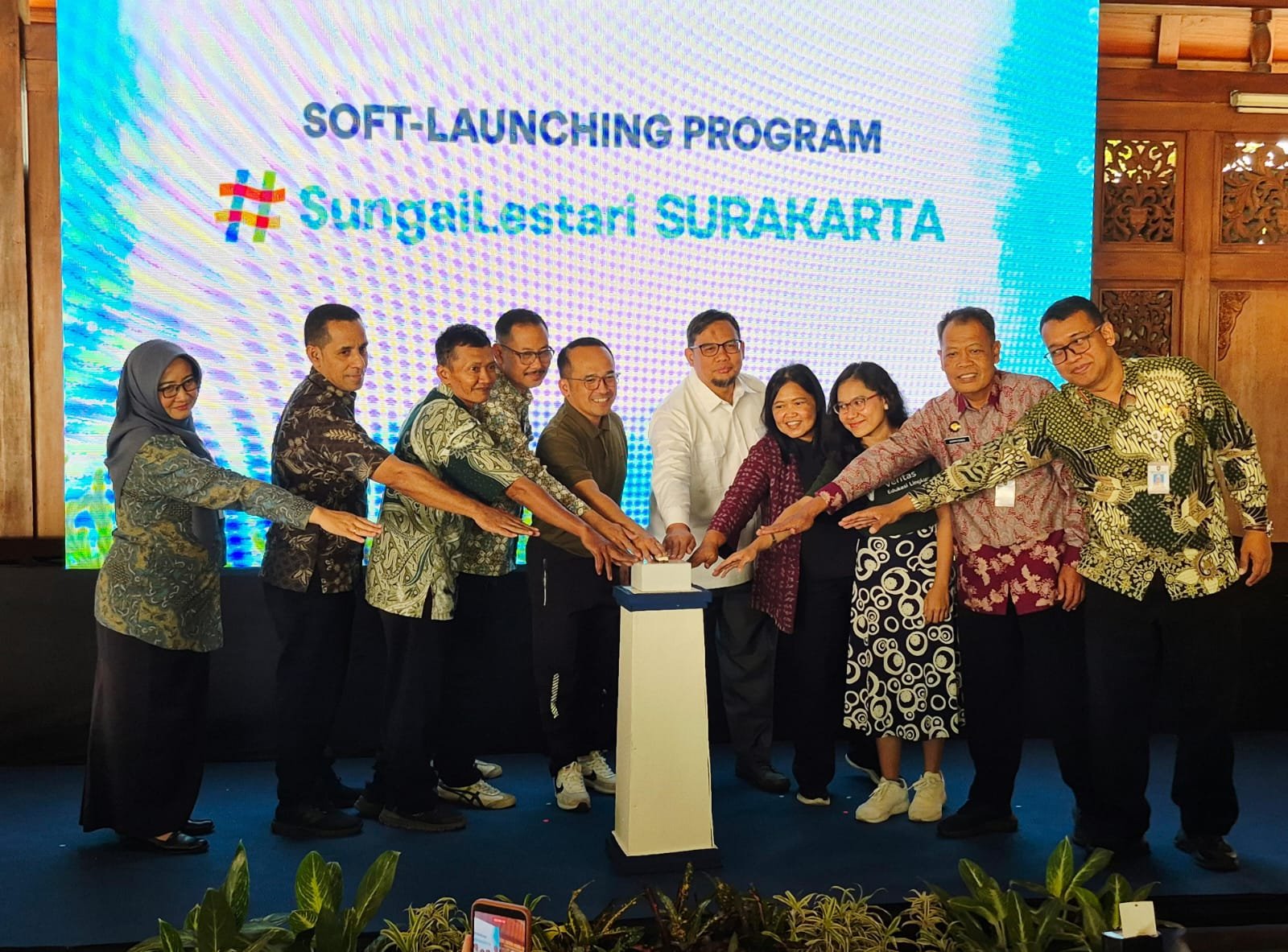 Solo Jadi Kota Percontohan Program Sungai Lestari, Target Tangani 1.000 Ton Sampah