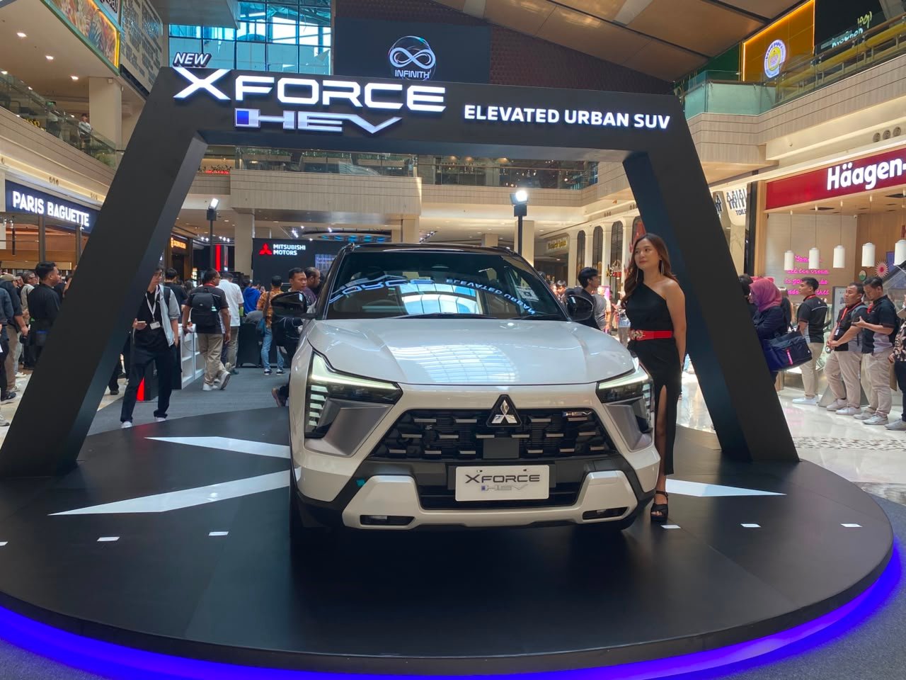 Mitsubishi New Xforce Meluncur di Indonesia, Kini Pakai Teknologi Hybrid Generasi Terbaru dan Panoramic Roof