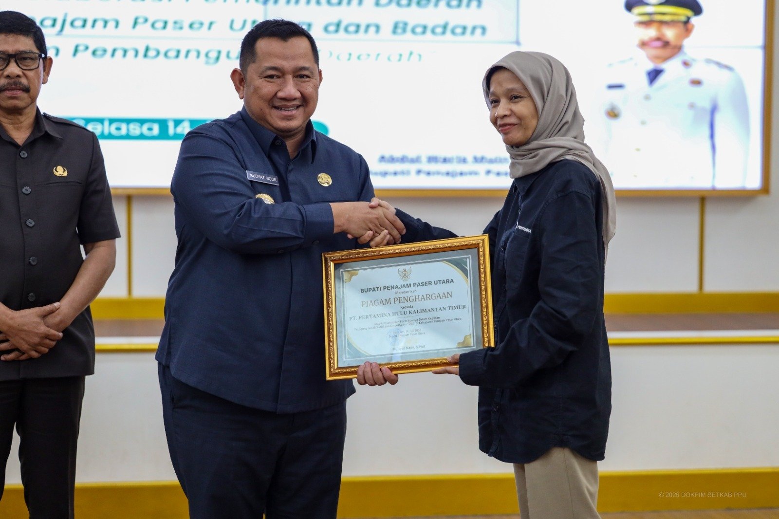 Program CSR Berdampak, Pertamina Hulu Kalimantan Timur Raih Penghargaan dari Pemkab PPU