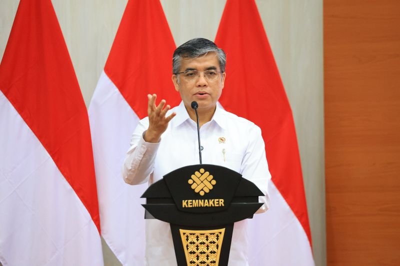 Menaker Minta Penyelesaian Isu Ketenagakerjaan dengan Dialog Sosial