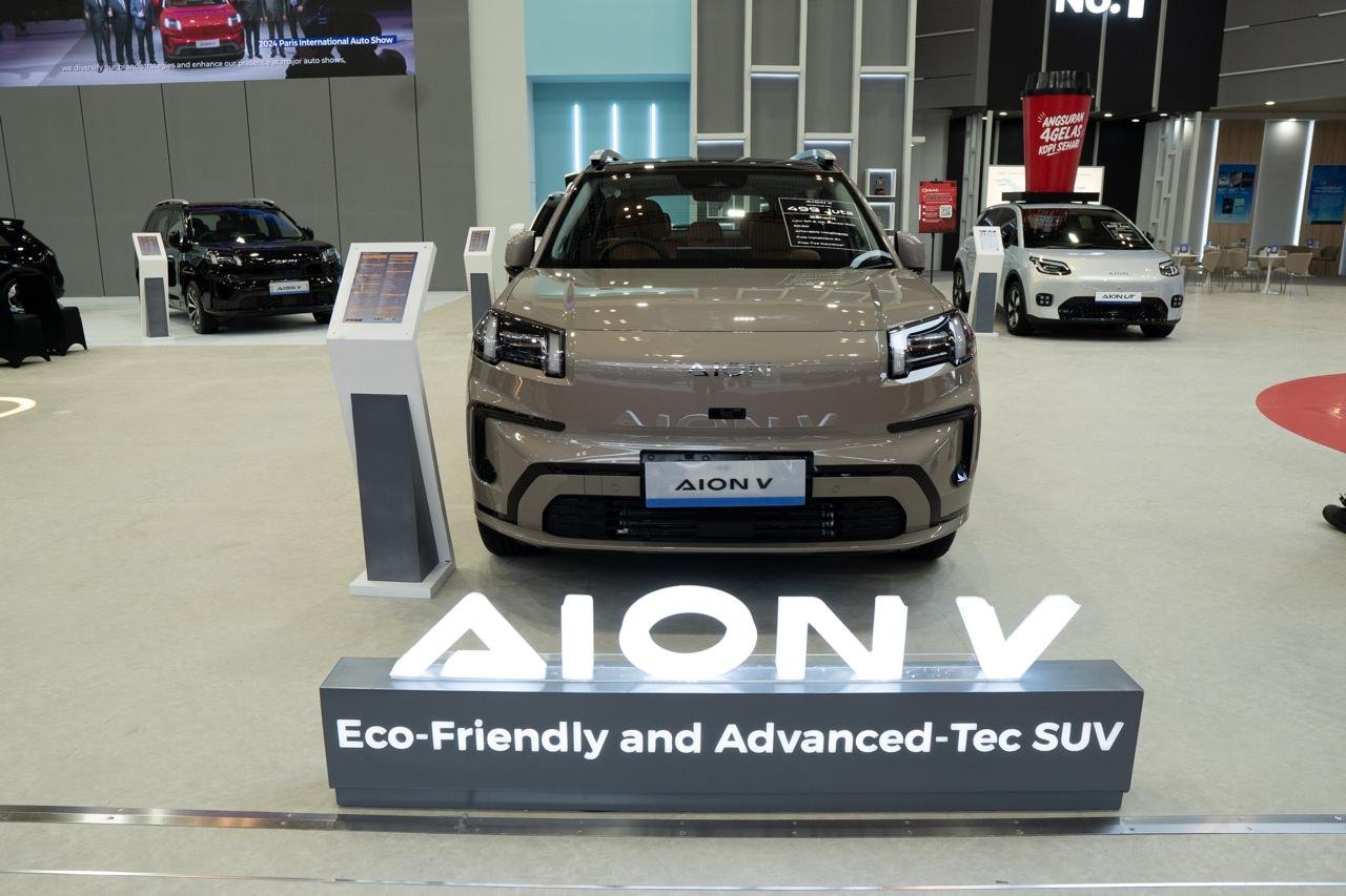 Pemesanan Mobil GAC di GIIAS 2026 Mengalami Penurunan, Meski Harga Mobil Listrik Sudah Didiskon