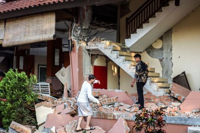 Gempa M7,7 NTT, BNPB: 14 Orang Meninggal Dunia