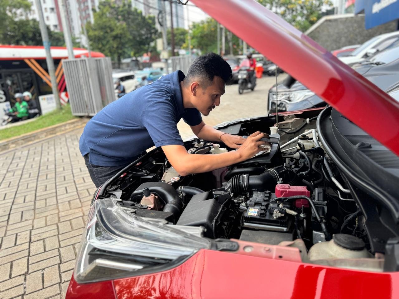 OLXmobbi Tumbuh 12 Persen di GIIAS 2026, Kini Tebar Program KEJUTAN