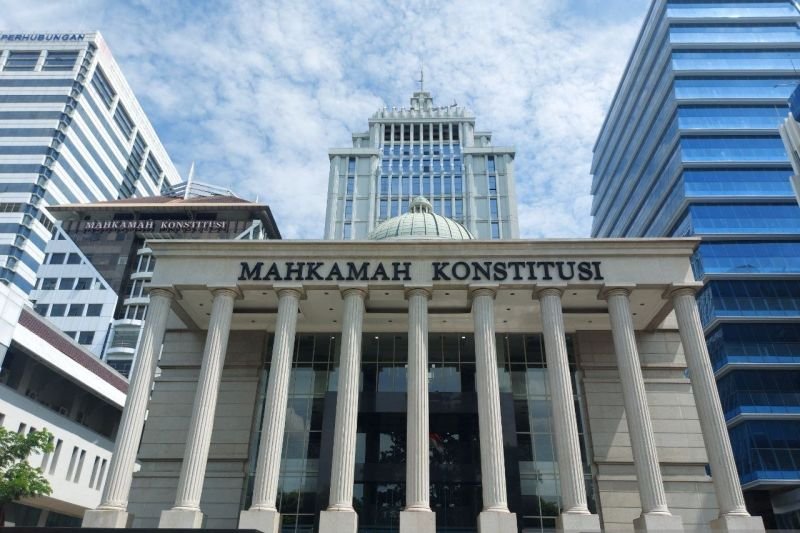 MK, Konstitusi, dan Keadilan Sosial