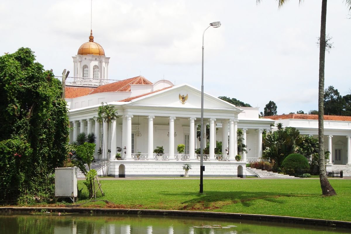 Bogor 11 Km: Istana, Sejarah sampai Surken